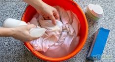 Whiten White Clothes, Removing Chocolate Stains, Manual Washing Machine, Biodegradable Laundry Detergent, Remove Acrylic Paint, Chocolate Stains, 5 Gallon Buckets, Remove Acrylics, Stain On Clothes