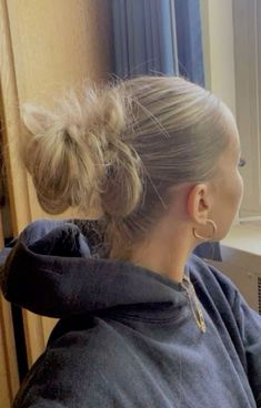 Slicked Back Hairstyles, Blonde Hair Inspiration, Slicked Back Hair, Hair Stylies, Slick Hairstyles, Sleek Hairstyles, Hairstyles For School, Aesthetic Hair, Hair Day