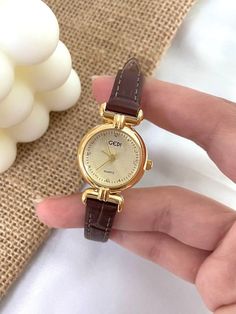 Cute Watches For Women, Vintage Watch Aesthetic, Aesthetic Watch, Dainty Watch, Boho Watch, Pretty Watches, Minimal Boho, Vintage Woman