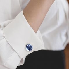 This cufflinks are made from an antique porcelain dish and sterling silver. Size of porcelain: 17mm (5/8 inch) in diameter. This cufflinks are ready to ship. Shipping through private courier only 4-5 business days to reach any destination. Many families cherish their old china heirlooms that are no longer in use. I absolutely love receiving china plates in my workshop and create custom made jewels for women and men of one same family. Do not hesitate in getting in touch with me to find out more about this beautiful kind of job I can do. Here you can see more pins and cufflinks: https://www.etsy.com/shop/MariaLasarga?section_id=14948803&ref=shopsection_leftnav_9 IMPORTANT: This item is handmade from antique porcelain, please allow small imperfections as they are part of the beauty of workin Cufflinks Women, Gifts Boho, Personalized Gift Cards, Custom Cufflinks, Graduation Jewelry, Broken China Jewelry, Porcelain Dish, China Jewelry, Vintage Cufflinks