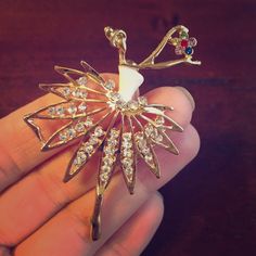 Brand New ! Vintage Jewelry Art Ballerina, Women Accessories, Brand New, Gold, Women Shopping, White, Color