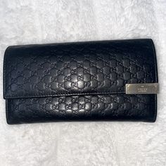 Questions? Leave A Comment Below! The Wallet Is In Very Good Condition Tarnished On The Hardware. Please See The Attached Pictures. Wallet Is Sell As Is. Elegant Gucci Leather Clutch, Gucci Wallet With Coin Pocket, Gucci Wallet With Coin Pocket For Everyday Use, Gucci Leather Rectangular Clutch, Classic Gucci Wallet For Travel, Gucci Bifold Wallet For Formal Occasions, Classic Gucci Travel Wallet, Gucci Designer Wallet For Formal Occasions, Elegant Gucci Wallet For Formal Occasions