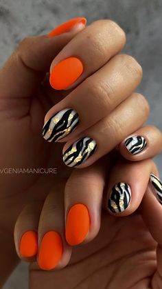 Urban Nails, Nail Design Glitter, Designer Nails, Zebra Nails, Simple Gel Nails, Cute Gel Nails, Hot Nails, Funky Nails