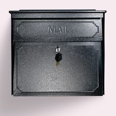 a black mailbox with the word mail on it