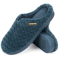 Work from home in style! Women's Comfy Clog Slippers with a Touch of Fashion, Elegance and Luxury Cozy slippers ensure high standards of your life Everyone lives their own version of it.. The beautiful diamond pattern creates texture and dimension to capture the eye. Why not keep your feet warm while looking wonderful?You'll love the durable anti-slip soles, not to mention the memory foam footbed for support and comfort. This LongBay home shoes is a perfect match for winter home clothes! Get you Fuzzy Shoes, Comfy House, Bedroom Shoes, Foam Slippers, Cotton House, Navy Blue Shoes, Comfy Slippers, Clog Slippers, Neckline Designs