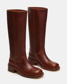 RIGGS Rust Leather Square Toe Boot | Women's Boots – Steve Madden Frye Boots Outfit, Under The Knee Boots, Brown Knee Boots, Womens Winter Boots, Timeless Boots, Business Casual Winter, Dressy Shoes, Steve Madden Boots, Xmas List