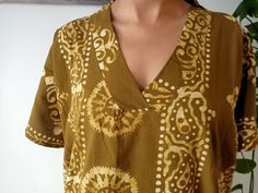 This Item is handmade. The fabric used is top quality cotton to ensure your skin is pampered and always natural. The design is multi functional depending on your mood, Use it like a kaftan to lounge around the house in or even as a swim cover up for your day at the beach or pool. The second item and consecutive items of the same order are USD 5 shipping Washing Care: Hand wash for the first wash,Following which a gentle cycle in the machine. Summer Loungewear, Cotton Caftan, Cotton Kaftan, Dress Boho, Dress Gift, Dress Maxi, Swim Cover, Boho Maxi Dress, Dress First