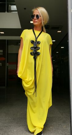 MAXI dress, Extravagant Dress, Oversize Long Dress, Loose Asimetric Dress, Gothic Dress, Sleevless Dress, Party Dress, Yellow dress Size Guide cm Size XS: Bust 84cm/Waist 64cm/ Hip 90cm Size S: Bust 88cm/Waist 68cm/ Hip 94cm Size M: Bust 92cm/Waist 72cm/ Hip 98cm Size L: Bust 96cm/Waist 76cm/ Hip 102cm Size XL: Bust 100cm/Waist 80cm/ Hip 106cm Size 2XL: Bust 104cm/Waist 84cm/ Hip 110cm Size 3XL: Bust 108cm/Waist 88cm/ Hip 114cm Size 4XL: Bust 112cm/Waist 92cm/ Hip 118cm Size 5XL: Bust 116cm/Wais Asimetric Dress, Dress Extravagant, Yellow Shirt Dress, Linen Style Fashion, Sleevless Dress, Chique Outfit, Dress Comfortable, Boho Chic Outfits, Maxi Robes