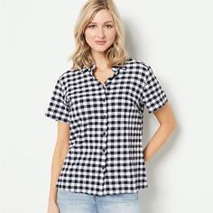 Nwt Joan Rivers (From Qvc) Gingham Short-Sleeve Shirt, Black/White, Size M Brand New, Never Worn! Great Deal! Plaid Short Sleeve Tops For Work, Casual Gingham Tops For Work, Gingham Cotton Short Sleeve Tops, Collared Gingham Tops With Relaxed Fit, Plaid Short Sleeve Shirt For Everyday, Everyday Gingham Button-up Tops, Everyday Gingham Tops For Spring, Relaxed Fit Gingham Cotton Top, Cotton Gingham Tops For Everyday