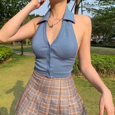 Preppy Aesthetic Outfits, Indie Clothes, Egirl Outfits, Backless Halter Top, Vest Crop Top, Backless Crop Top, Y2k Aesthetic Outfits, Indie Outfits, Top Vintage