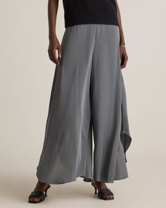 Wear them once and you'll wonder how you ever lived without a pair of our Washable Stretch Silk Palazzo Pants. Made from smooth and washable mulberry silk, they've got the luxe feel you're after with a bit of unexpected extra stretch for next-level comfort. Silk Palazzo Pants, Womens Palazzo Pants, Silk Clothing, Silk Cami, Silk Camisole, Flowy Pants, Quarter Zip Sweater, Just Run, Silk Skirt