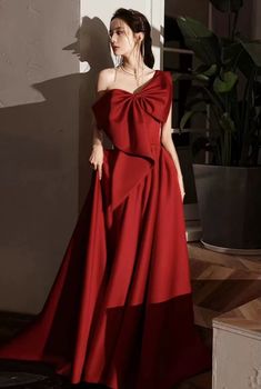 One-shoulder Satin Strapless Dress For Prom, Elegant Red One-shoulder Prom Dress, One-shoulder Evening Dress With Sweep Train For Banquet, Prom Season Gown With Sweep Train And One Shoulder, One-shoulder Evening Dress With Sweep Train, Fitted Bodice One Shoulder Dress For Prom Season, One Shoulder Fitted Bodice Dress For Prom, One-shoulder Gown With Sweep Train For Prom, Evening Dress For Prom With Asymmetrical Neckline