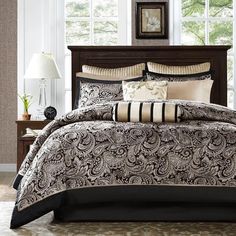 Top 45 Black Comforter Sets in King & Queen Size (2024) – Latest Bedding Gold Comforter Set, Paisley Comforter, Gold Comforter, Cama Queen Size, Cotton Comforter Set, Bed Comforter Sets, Comforter Bed, Cotton Bedsheets