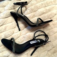 Super Sexy! Brand New Never Worn, No Box Glamorous Fitted Heels For Night Out, Glamorous Fitted Heels For Date Night, Glamorous Black Heels For Club, Elegant Heels For Going Out, Elegant Fitted Heels For Going Out, Md Shoes, Heel Ideas, Classy Prom, Classy Prom Dresses