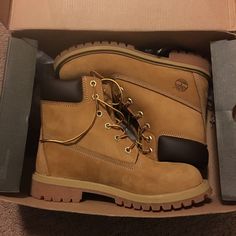 Brand New Still In Box Excellent Condition! Size Is A Boys 5 But Fit A Women’s Size 7 Tim Boots, Tims Boots, Brown Timberland Boots, Black Velvet Shoes, Pretty Sneakers, Street Style Shoes