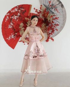 Tinghun Gown, Qipao Dress, Model Dress, Embroidery Patterns, Batik, Fashion Inspo, Layout