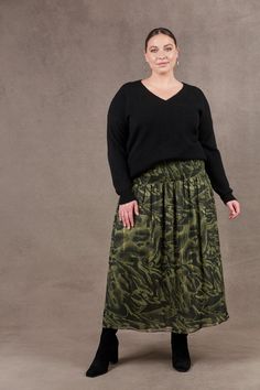 Bantu Maxi Skirt - Fern - eb&ive Clothing - Skirt Maxi Deep Autumn, Dark Autumn, Unique Fits, Color Analysis, Matching Accessories, Threading, Fern, Maxi Skirt, Style Inspiration