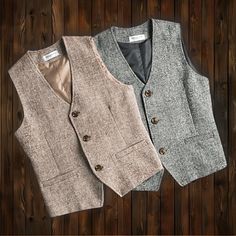 5 Colors Casual Cotton Linen Vest, Summer Men Cotton Linen Waistcoat, Plus Size Slim Cotton Linen Vest, Linen Waistcoat with Pockets ★PRODUCT DETAILS★ MATERIAL:  Made of Linen, Cotton and Polyester, the fabric is wrinkle resistant, comfortable and durable, bring you comfortable and cool in the hot summer.. For more great deals and discounts, please visit my store https://www.etsy.com/shop/XiaoWuweekShop?ref=seller-platform-mcnav ★Note★ ★★Washing advice Hand wash or gentle express machine wash in Classic Winter Vest With Buttons, Classic Fall Vest With Buttons, Winter Classic Sleeveless Blazer, Brown Single Breasted Vest For Winter, Classic Beige Vest For Fall, Classic Fall Vest With Pockets, Classic Single-breasted Vest For Fall, Winter Tailoring Vest With Buttons, Tailored Winter Vest With Pockets