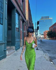 Peggy Gou, Nyc Fits, Summer Festival Outfit, Dancers Outfit, How To Pose, Grey Lenses, Black Outfit, Fashion Week Spring, Wearing Black