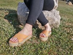 An edgy, warm-weather style enhanced by cow leather crosswise straps, soft insoles and espadrilles style platform sandals. These luxury leather slides are made of Greek handmade quality cowhide. They comes in 2 colours: Natural or Black. Knee High Sandals, Espadrilles Sandals, Womens Espadrilles Wedges, Criss Cross Sandals, Espadrilles Style, Women Slides, Shoe Last, Platform Espadrilles, Leather Sandals Women