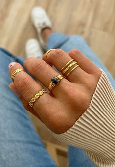 Gold Girl, Jewelry Accessories Ideas, Nail Jewelry, Classy Jewelry, Jewelry Essentials, Funky Jewelry