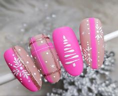 Pink Christmas Nail Designs, Fun Christmas Nails, Pink Christmas Nail, Winter Nail Art Designs, Plaid Nail Art, Horror Nails, December Nails, Fingernail Designs, Finger Nail Art