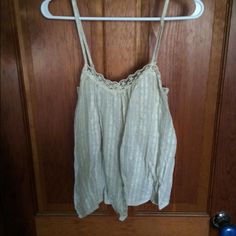 Cream With Colored Specks And Lace Spaghetti Strap Tank! Size Small. New With Tags! Spring Cream Tank Top With Lace Trim, White Embroidered Cami Tank Top, Cream Lace Sleeveless Tank Top, Altard State Sweaters, Altard State Tops, Altard State, Spaghetti Strap, Womens Tops, Tank Tops