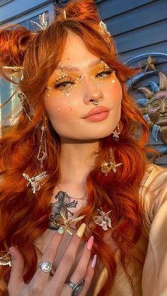 Sun Fairy Makeup, Golden Fairy Makeup, Ethereal Fairy Costume, Fae Halloween Costumes, Fee Make Up, Fairy Makeup Kids, High Fae Costume, Sun Fairy Costume, Fire Fairy Makeup