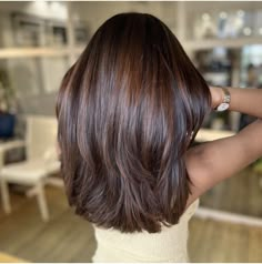 Indian Hair Color, 2024 Hair Trends, Hair Color For Brown Skin, Warm Brown Hair, Hair Color Chocolate