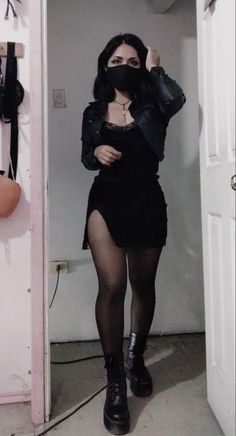 Modern Goth Aesthetic Outfits, Oversized Shirt And Doc Martens, Functional Goth Style, 21st Birthday Outfits Bar, Platform Shoes Dress Outfit, Night Out Alternative Outfit, Emo Glam Outfits, Types Of Goth Subcultures, All Black Outfit Aesthetic Grunge