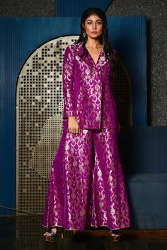 Buy Purple Banarsi Silk Handwoven Floral Lapel Collar Blazer With Sharara For Women by Pinki Sinha Online at Aza Fashions. Brocade Jackets Women, Sonia Khatri, Indo Western Outfits For Women, Abhinav Mishra, Beige Kurta, Varun Bahl, Brocade Jacket, Yellow Kurta, Sharara Pants