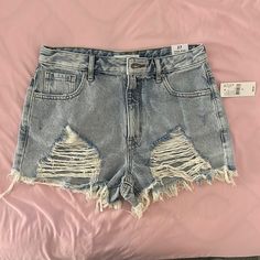 Pacsun High Rise Festival Short Size 27 Brand New With Tags Zipper And Button Both Work Ripped Summer Beach Bottoms, Trendy High Rise Bottoms For Beach Season, Trendy Ripped Beach Bottoms, Trendy Ripped Bottoms For Beach, Ripped Bottoms For Spring Vacation, Casual Ripped Bottoms For Beach, Casual High Rise Bottoms For Beach Season, Spring Vacation Ripped Bottoms, Trendy Ripped Bottoms For Vacation