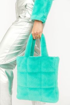 Sumptuously soft and incredibly stylish, our ALL NEW faux fur bags in vibrant pastel colours are just what this season called for. In classic tote bag style, we're sure these bags will add a touch of colour to your day to day outfits.  15% Acrylic 85% Modacrylic 100% Viscose Fur Tote Bag, Fur Bags, Turquoise Bag, Novelty Handbags, Faux Fur Bag, Classic Tote Bag, Fur Gloves, Dopamine Dressing, Tote Bag Size