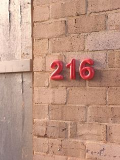 House Number Ideas, Ceramic Architecture, House Numbers Modern, Mud Australia, Modern House Numbers, Ceramic House Numbers, Modern House Number, Ceramic Houses, House Number