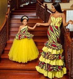 Hula Dress, Mommy Daughter Outfits, Printed Prom Dresses, Stylish Lady, African Prom Dresses, African Dresses For Kids, Afrikaanse Mode, African Wedding Dress, Gaun Fashion