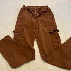 Great Condition, Never Worn, Stretchy Waist, Size 00 American Eagle Brown Pants, 00 Jeans, Jeans American Eagle, Lara Croft, Cargo Jeans, Jeans Color, American Eagle Outfitters Jeans, Colored Jeans, Waist Size