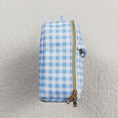 Material : Canvas Size 12.6*8.46*3.54*2.95 inches Ready to shipMade in ChinaShip from ChinaIf you order with other stock items,we will need ship together when this item finished~ Lunch Picnic, School Lunch Bag, Kids Boutique Clothing, Blue Checkered, Insulated Lunch Bags, Kids Lunch, Blue Gingham, Pink Plaid, Gold Zipper