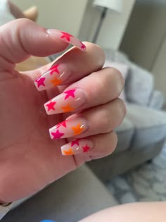 Kylie Jenner Nails Stars, Star Nails Inspiration, Single Star Nails, Multicoloured Star Nails, Pink And Orange Star Nails, Multi Color Star Nails, Cute Nails With Stars, Easy Star Nail Art, Cute Star Nail Designs