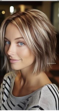 Blonde Bob Colour Ideas, Blonde Foils Short Hair, Short Hair Cuts Bobs, Bob With Bangs Fine Hair Over 40, Blonde Highlights On Light Brown Hair Short, Blonde With Lowlights Bob, Short Hair Balayage Brunette Blonde, Short Gair Styles, Yourwifeknows Hair