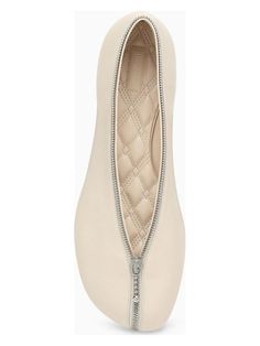 A classic and elegant light beige calfskin ballerina with a touch of modern style. Featuring a zipped upper, round toe, and a leather sole with a contrasting embossed logo, this shoe is perfect for adding a chic and comfortable touch to any outfit. Zipped upper for easy and stylish wear Round toe for classic and timeless style Leather sole with embossed logo for a touch of luxury Prada Designer, Burberry Women, Diaper Backpack, Embossed Logo, Touch Of Modern, Light Beige, Womens Backpack, Timeless Style, Bags Women