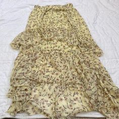 Nwt H&M Floral Skirt Yellow Maxi Skirt For Day Out, Fitted Yellow Tiered Maxi Skirt, Yellow Long Ruffled Skirt, Fitted Yellow Lined Maxi Skirt, Yellow Fitted Tiered Skirt, Fitted Yellow Tiered Skirt, H&m Lined Skirt For Spring, H&m Spring Lined Skirt, Summer Yellow Flowy Maxi Skirt