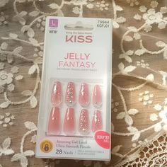 Kiss Brand Jelly Nails New In Box. Long. Bundle To Save. All $10 Items Are 5 For $40 Kiss Press On Nails, Glitter Accent Nails, Kiss Pink, Glitter French Manicure, Sculpted Nails, Kiss Nails, Fantasy Nails, Gel Nails Diy, Jelly Nails