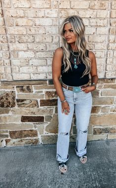 Bodysuit Mesh neck line TTS Western Spring Outfits, Kenny Chesney Concert Outfit, Simple Western Outfits, Mama Outfits, Western Summer Outfits, Dad Outfits, Teddy Style, Punchy Outfits, Concert Style