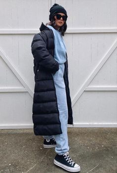 Long Puffer Coat Outfit, Puffy Jacket Outfit, Black Puffer Jacket Outfit, Black Parka Jacket, Puffer Jacket Outfit, Long Outfit, Outfits Cold