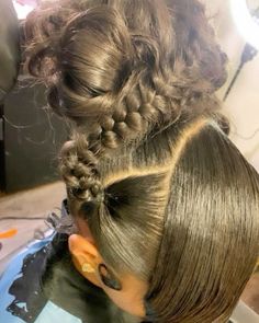 Wedding Hairstyles Inspiration, Hoco Hairstyles Natural Hair, Up Do Black Hairstyles, Quick Weave Swoop Hairstyles, Hocoming Hair Ideas Black Women, Hair Styles For Homecoming Black Hair, Black Hoco Hairstyles, Hair Styles For 20 Year Olds, Senior Night Hairstyles