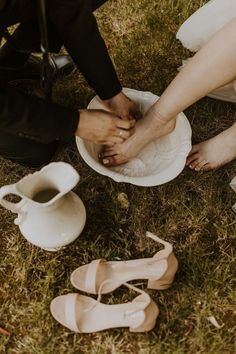 Footwashing Ceremony Wedding, Wedding Washing Feet Ceremony, Washing Feet Wedding, Washing Feet Wedding Ceremony, Cute Wedding Traditions, Barefoot Wedding Ideas, Backyard Wedding Pictures, Washing Feet At Wedding, Christian Wedding Traditions