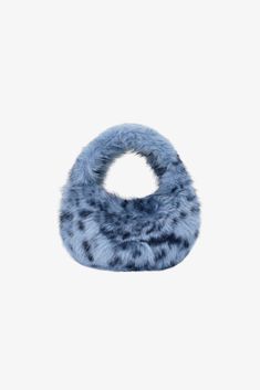 Leather Garments, Faux Fur Bag, Silk Blouses, Blue Leopard, Fur Bag, High Fashion Outfits, Everyday Essentials, 7 H, Blue Bags