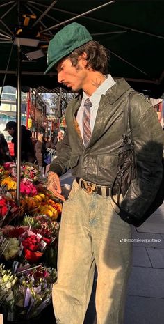 Fashionable Mens Outfits, Ametora Style Men, France Outfits Men, Green Hat Outfit Men, Green Jeans Outfit Men, Buisnesscore Outfit Men, Preppy Punk Outfits, Maximalist Outfits Men, Matty Matheson Style