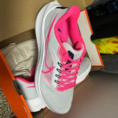 Neon Pink/White Brand New Nike React Infinity Run, Sport Shoes Women, Nike React, White Brand, Shoes Nike, Sports Shoes, Shoes Women, Neon Pink, Womens Shoes Sneakers