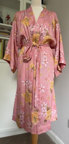 Kimono Robe, Hawaiian tropical pink, yellow and white Pattern Dressing Gown, one size, unisex, gifts for her and him Her And Him, Pajama Robe, Womens Robes, Dressing Gown, Unisex Gifts, White Patterns, Pink Yellow, Gowns Dresses, Floral Pattern